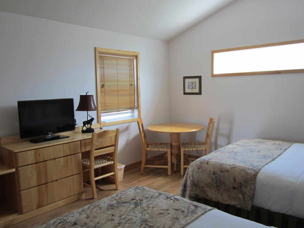 Beaver Creek Lodge And Cabins McBride Номер фото