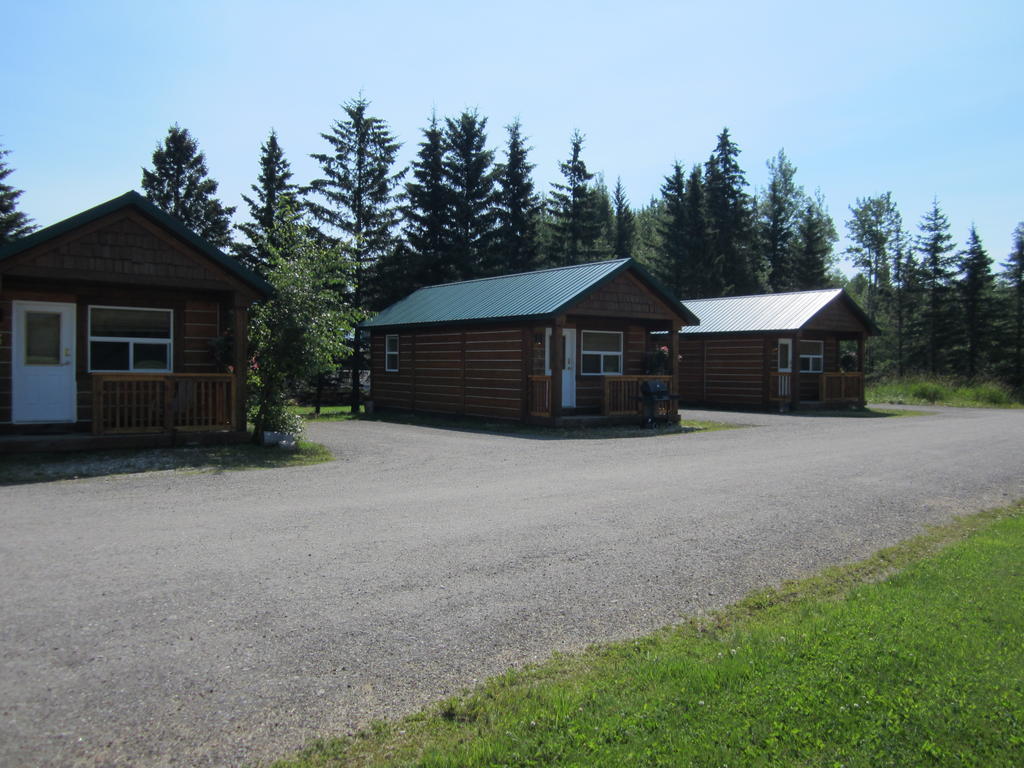 Beaver Creek Lodge And Cabins McBride Екстер'єр фото